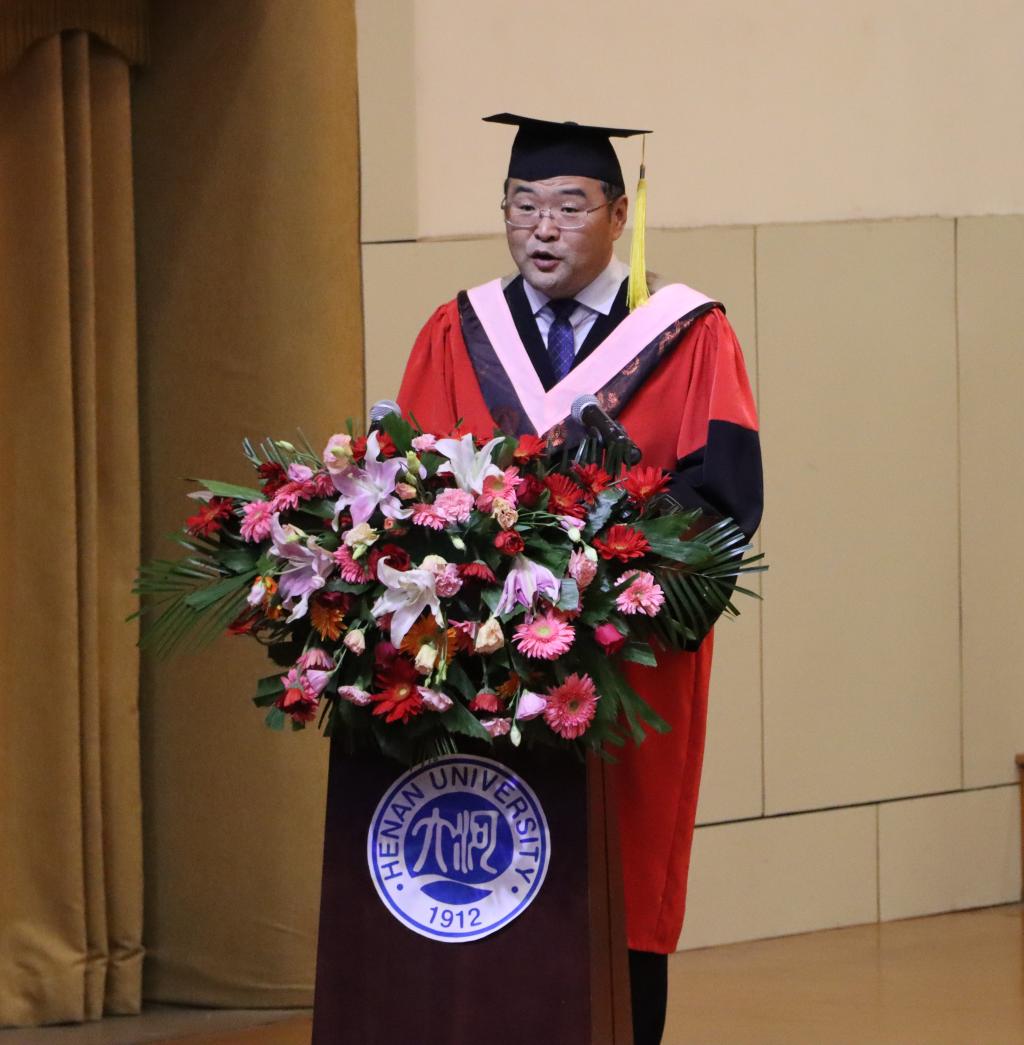 说明: E:\网站公众号维护\2021年\6月\0607毕业典礼新闻照片\IMG_3182.JPG 说明: E:\网站公众号维护\2021年\6月\0607毕业典礼新闻照片\IMG_3182.JPG